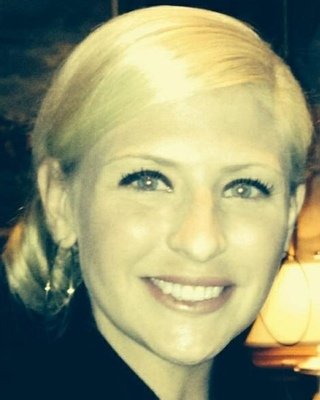 Elizabeth Bischoff