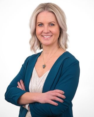 Jennifer C Collins