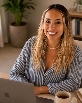 Mariana Luz Favole
